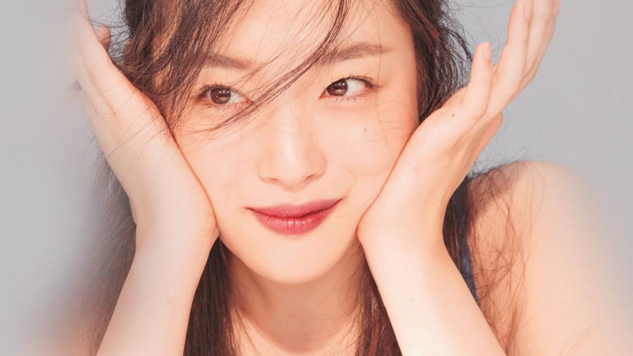 Túi xách dù có nhỏ các nàng cũng đừng quên mang theo các món đồ làm đẹp sau nhé!